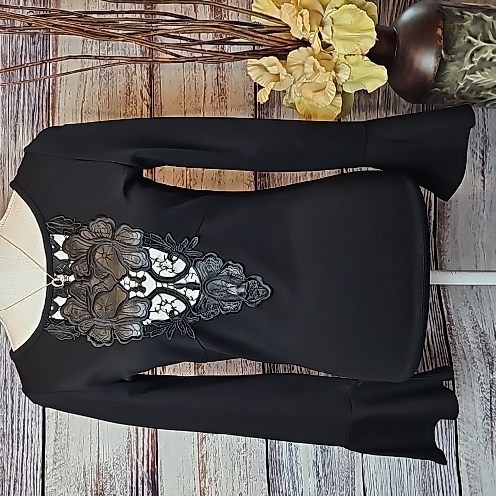 NWOT MORGAN DE TOI BLACK CUTOUT LEATHER BELL SLEEVE PULLOVER TOP